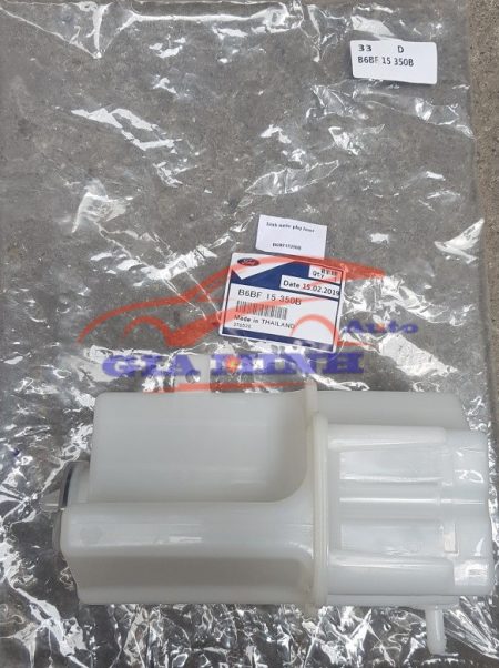 Bình nước phụ Ford Laser