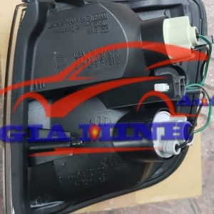 đèn xi nhan phải isuzu trooper