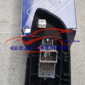 Công tắc lên kính phải Kia Bongo 3