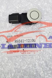 Cảm biến lùi toyota camry
