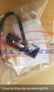 Công tắc mở cốp hậu kia morning