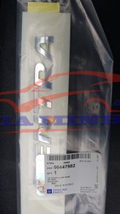 Lô gô chữ nổi Daewoo Gentra