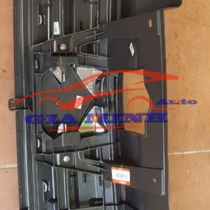 Mặt ca lăng Vitara 2018