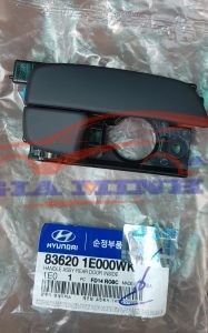 Tay mở cửa trong phải Hyundai Verna