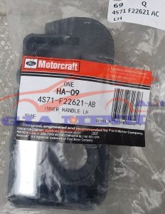 Tay mở cửa trước trái Ford Mondeo