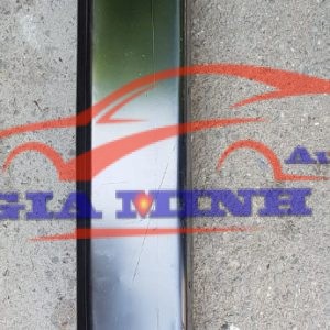 Xương cản trước toyota camry