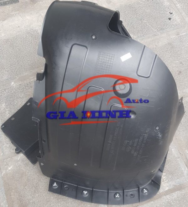 chắn bùn lòng dè trước phải kia cerato