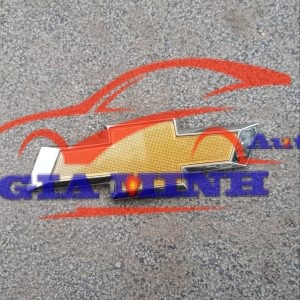 lô gô cốp hậu chevrolet cruze