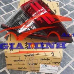 đèn hậu miếng ngoài phải honda hrv