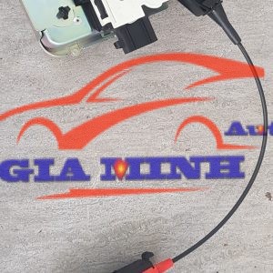 ổ khóa ngậm cửa lùa ford transit