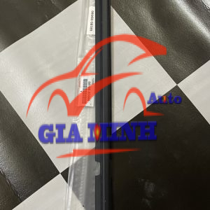 NẸP CHÂN KÍNH NGOÀI TOYOTA YARIS