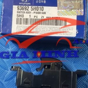 công tắc lên kính phải hyundai hd65