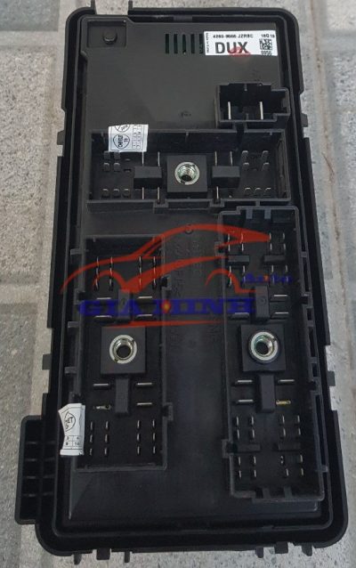 hộp cầu chì khoang động cơ chevrolet spark