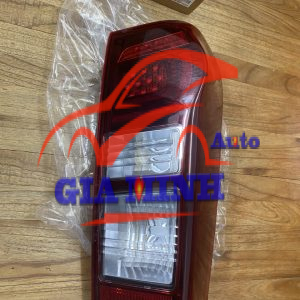 ĐÈN HẬU ISUZU DMAX
