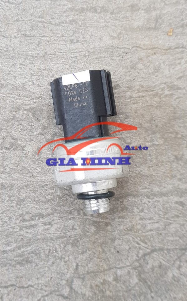 cảm biến áp xuất dầu nissan qashqai