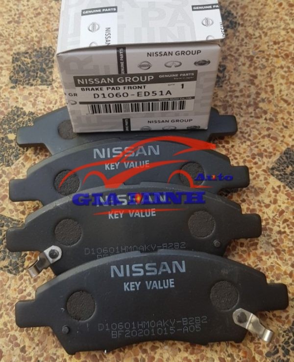 má phanh trước nissan livina