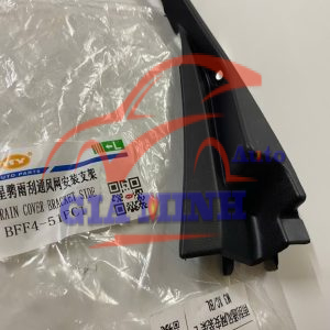 ỐP GÓC KÍNH CHẮN GIÓ MAZDA 3