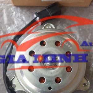 mô tơ quạt két nước nissan sunny 2014