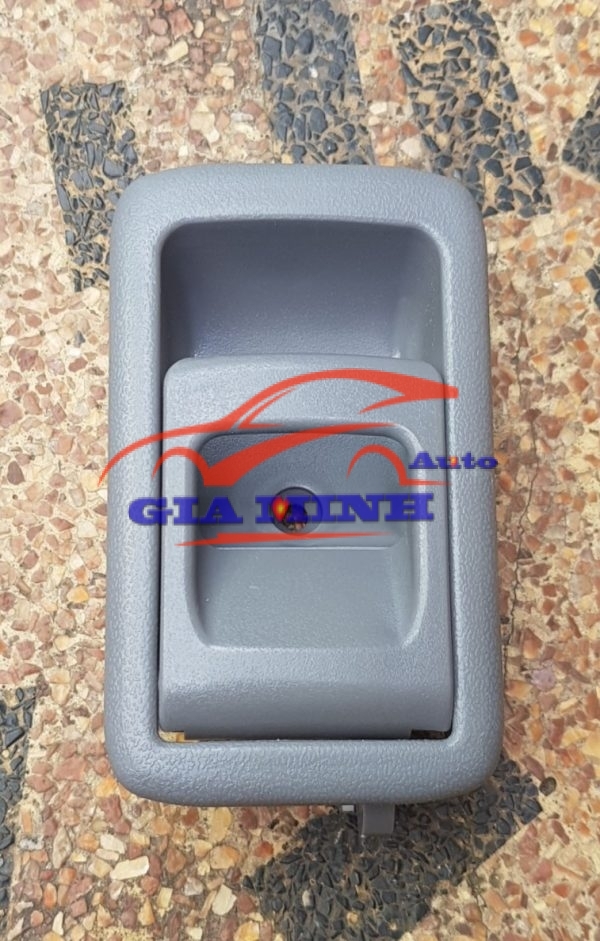 tay mở cửa trong toyota zace