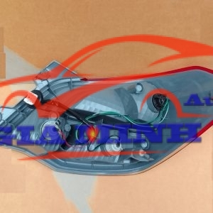 đèn hậu mitsubishi attrage