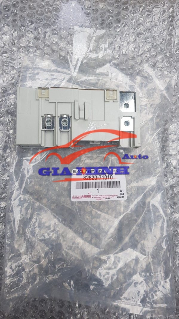 hộp cầu chì toyota innova