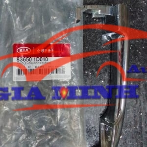 tay mở cửa ngoài kia carens