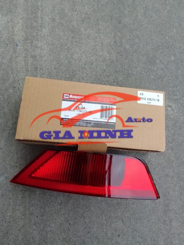 đèn cản sau ford focus 2011