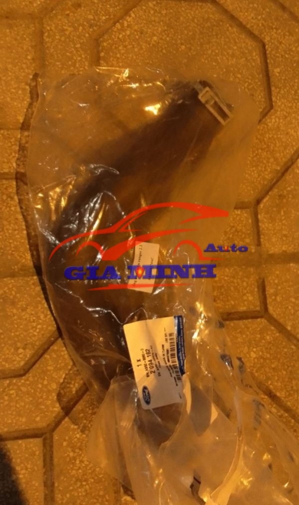 ống nước trên ford ranger 2.2