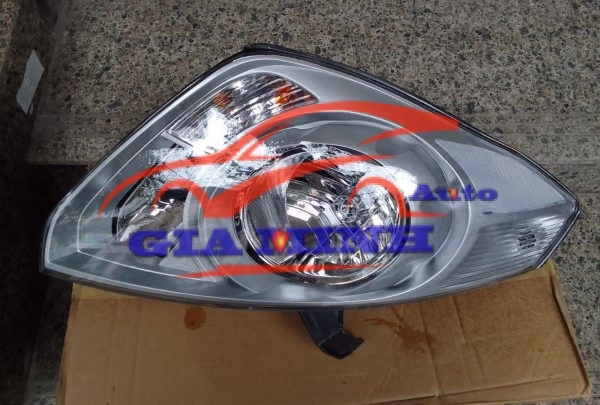 đèn pha phải hyundai starex