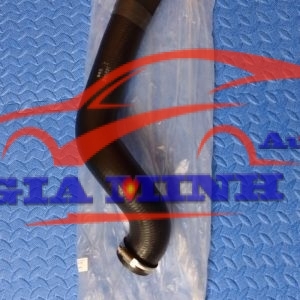 ống dẫn nước vào két turbo ford ranger