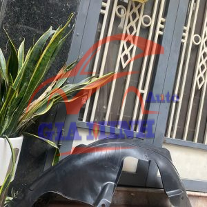 CHẮN BÙN LÒNG DÈ SAU HYUNDAI TUCSON