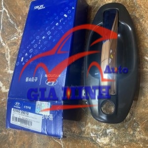 TAY MỞ CỬA NGOÀI TRƯỚC PHẢI HYUNDAI SANTAFE GOLD 2005