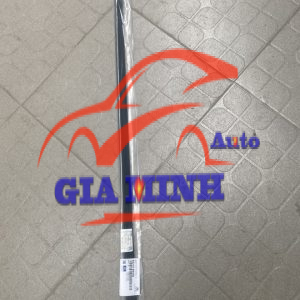 NẸP CHÂN KÍNH NGOÀI TRƯỚC TRÁI HYUNDAI GRAND I10