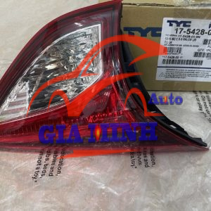 ĐÈN HẬU MIẾNG TRONG TRÁI MAZDA CX5