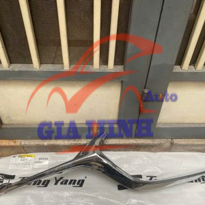 NẸP MẠ CROM TRƯỚC PHẢI MAZDA 3