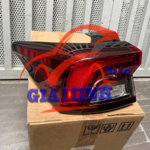 ĐÈN HẬU MIẾNG NGOÀI TRÁI TOYOTA VELOZ CROSS 2021