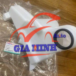 BÌNH NƯỚC RỬA KÍNH TOYOTA INNOVA