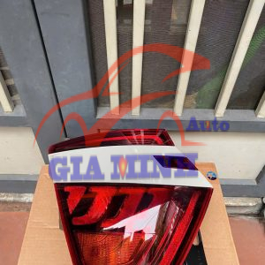 ĐÈN HẬU MIẾNG NGOÀI TRÁI HYUNDAI CRETA