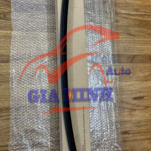 GIOĂNG CHÂN KÍNH CỬA TRONG TRƯỚC PHẢI HYUNDAI CRETA