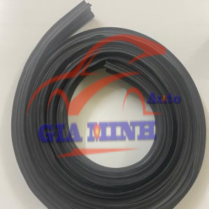 GIOĂNG CỐP HẬU TOYOTA CORONA