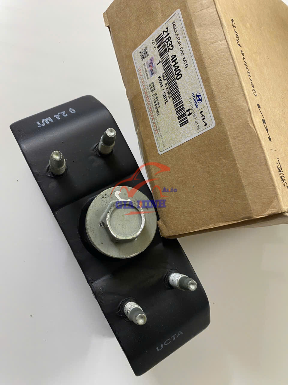 CAO SU CHÂN HỘP SỐ HYUNDAI GRAND STAREX